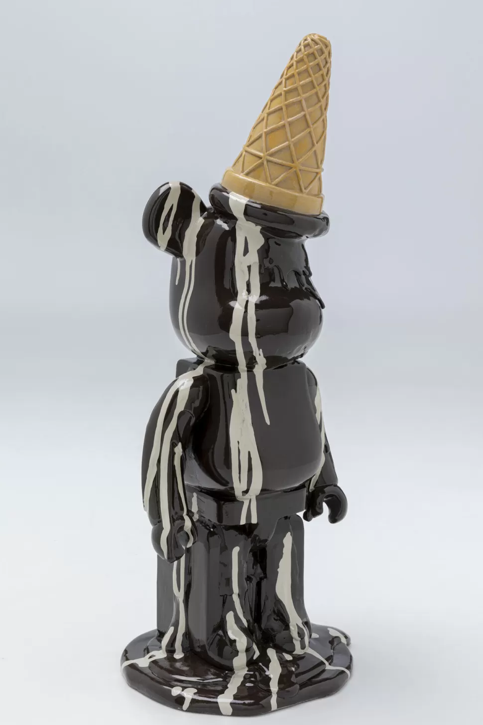 KARE Design Decofiguur Gelato Bear Black 40cm Cheap