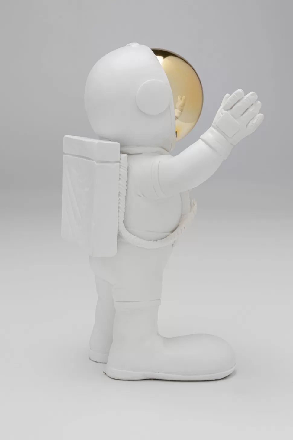KARE Design Decofiguur Welcome Astronaut White 27cm Clearance
