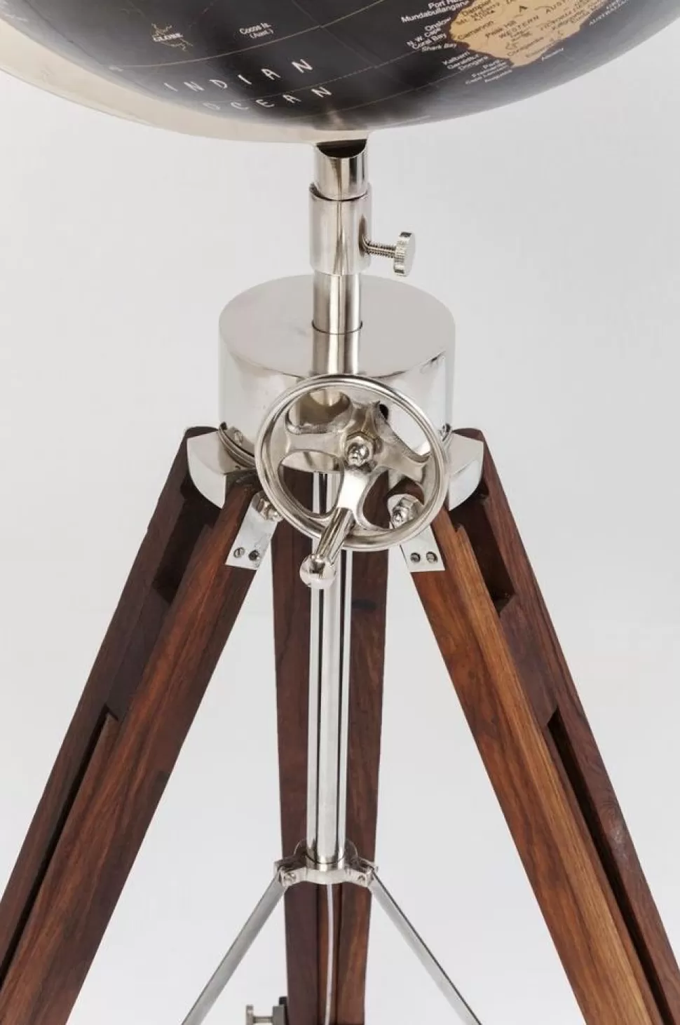 KARE Design Decofiguur Wereldbol Zwart Flash Sale